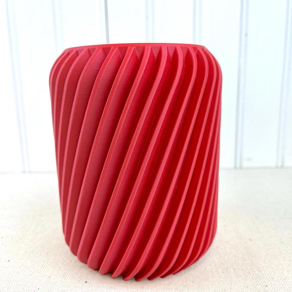 Swirl Lidded Storage Container, Ridged Storage Container, Organizer for a Desk - Picture 2 of 10